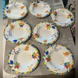 (7) Villeroy & Boch Wonderful World Ipanema Rimmed Soup Bowls